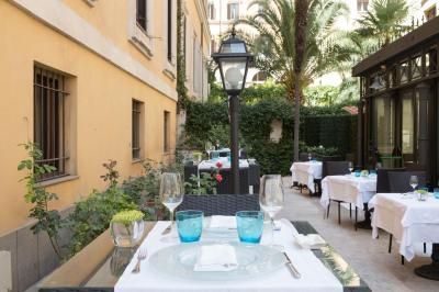 لوکس رس گاردن هتل