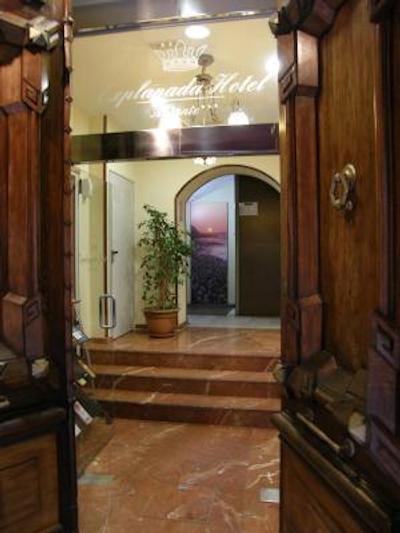 اکسپلانادا