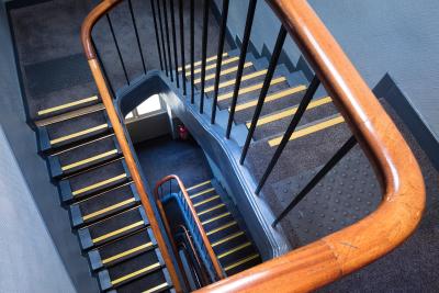 ا لهتل دز ریز