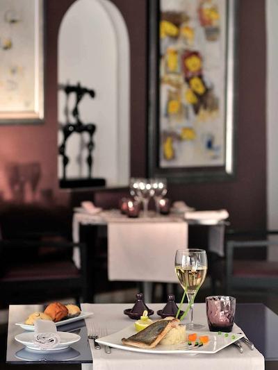 پولمان مازاگان ریال گولف اند اسپا هتل