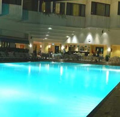 رمبراندت هتل اند سوئیتز