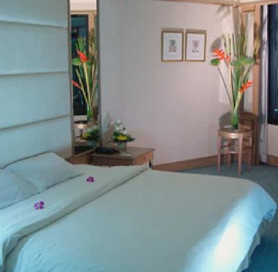 رمبراندت هتل اند سوئیتز