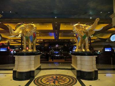 گولد ریف سیتی کاسینو