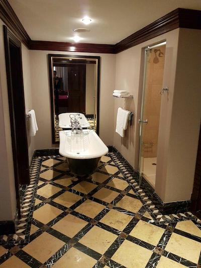 گولد ریف سیتی کاسینو