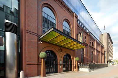 ایست هتل اند رستاورانت