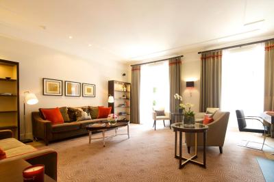 51 بوکینگهام گات تاج سویتز اند رسیدنسز