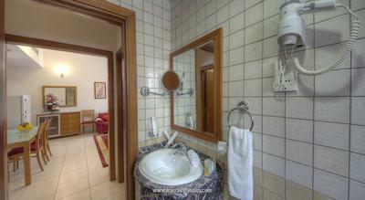 لا ویلا ناجد هتل آپارتمان