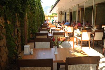 کینگز از هتل