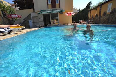 کینگز از هتل