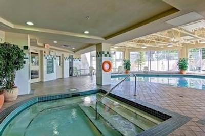 هیلتون گاردن این کالگاری آیرپرت