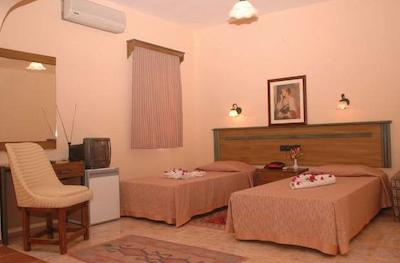 کستا ما هتل