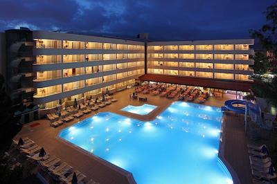 اونا ریزورت اند اسپا هتل