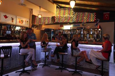 اونا ریزورت اند اسپا هتل