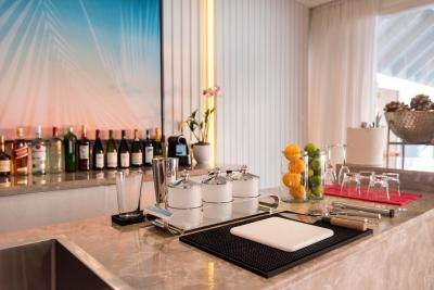 لوکس* ساوت آری آتول