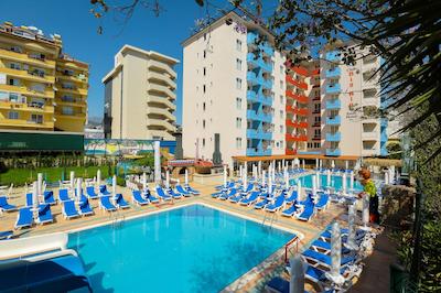 کلوب بیگ بلو سویت هتل