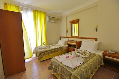 کلوب بیگ بلو سویت هتل