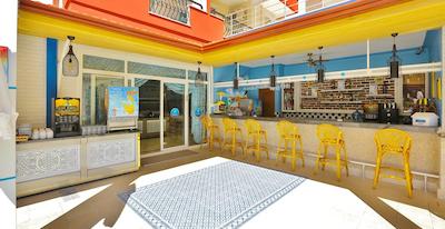 کلوب بیگ بلو سویت هتل