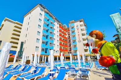 کلوب بیگ بلو سویت هتل