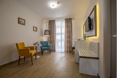 کلوب بیگ بلو سویت هتل