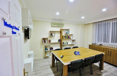 کلوب بیگ بلو سویت هتل