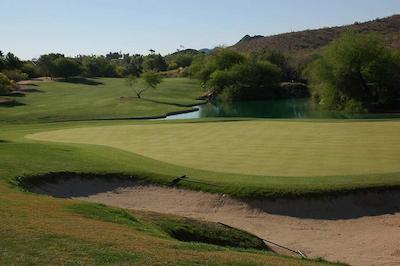 پوینت هیلتون تاپاتیو کلیفز ریزرت