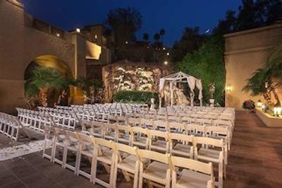 پوینت هیلتون تاپاتیو کلیفز ریزرت