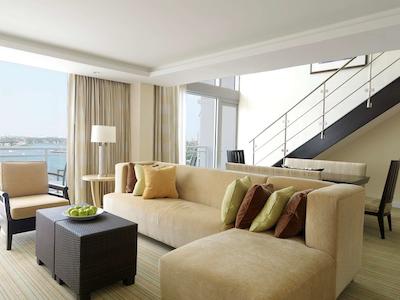 هیلتون فرت لاودردال مارینا