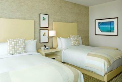 هیلتون فرت لاودردال مارینا