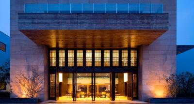 سیتیک پاسیفیک فوجیاجاو جین جیانگ هتل