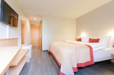 هتل دوسلدرف کرفلد