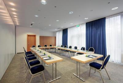 هتل دوسلدرف کرفلد