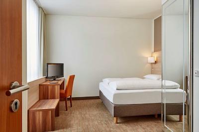 ه- هتل برلین میت