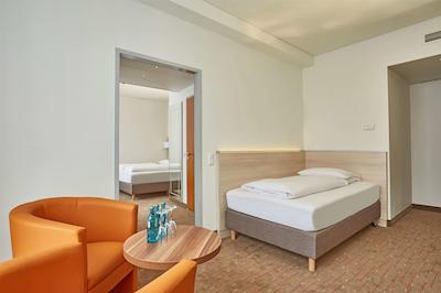 ه- هتل برلین میت