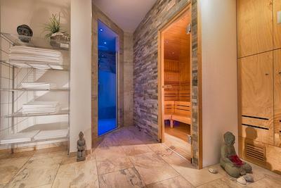 رادیسن بلو هتل هال-مرسبورگ