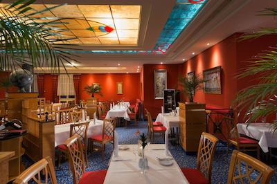 رادیسن بلو هتل هال-مرسبورگ