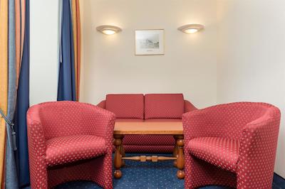 رادیسن بلو هتل هال-مرسبورگ