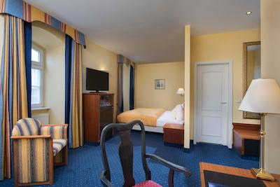 رادیسن بلو هتل هال-مرسبورگ