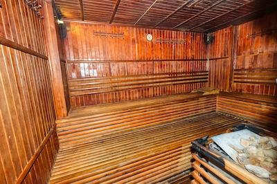 سافاری اُتل