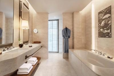 والدورف آستریا بانکوک