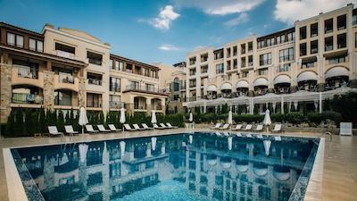 گرین لیف بیچ ریزرت سُزپل