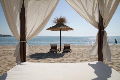 گرین لیف بیچ ریزرت سُزپل