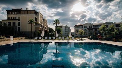 گرین لیف بیچ ریزرت سُزپل