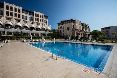 گرین لیف بیچ ریزرت سُزپل