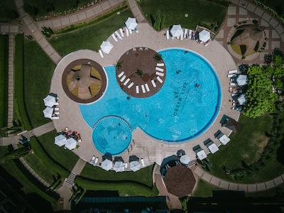 گرین لیف بیچ ریزرت سُزپل