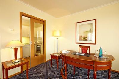 هیپرین هتل برلین