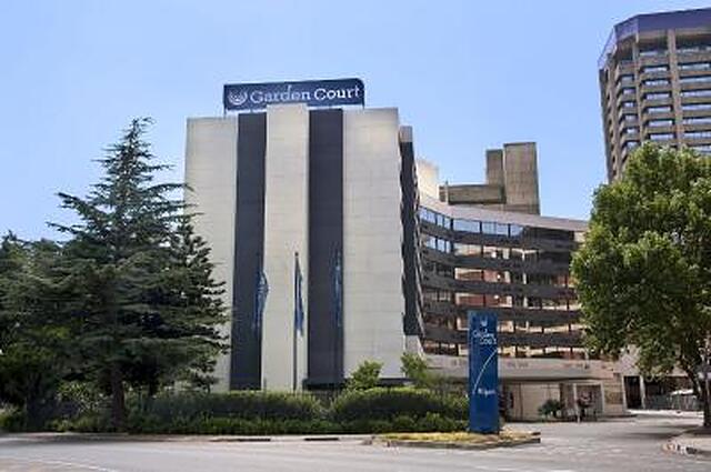 گاردن کورت میلپارک