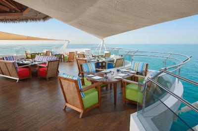 بنانا آیلند ریزورت دوحه بای آنانتارا