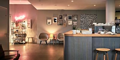 بلد هتل مونچن جیسینگ