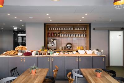 بلد هتل مونچن جیسینگ