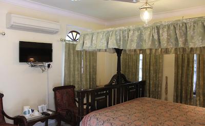 هتل مادهوبان